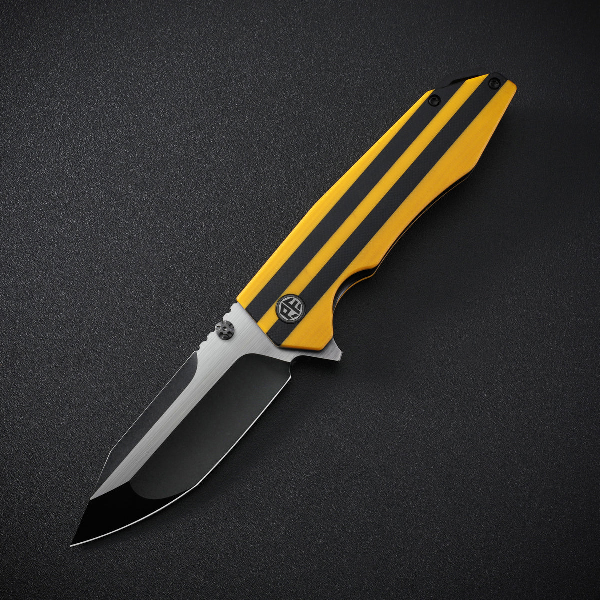 Petrified Fish PFP08 Mocado,3.58" K110 Blade,160g G10/Carbon Fiber Handle Flipper Liner Lock Folding Knife