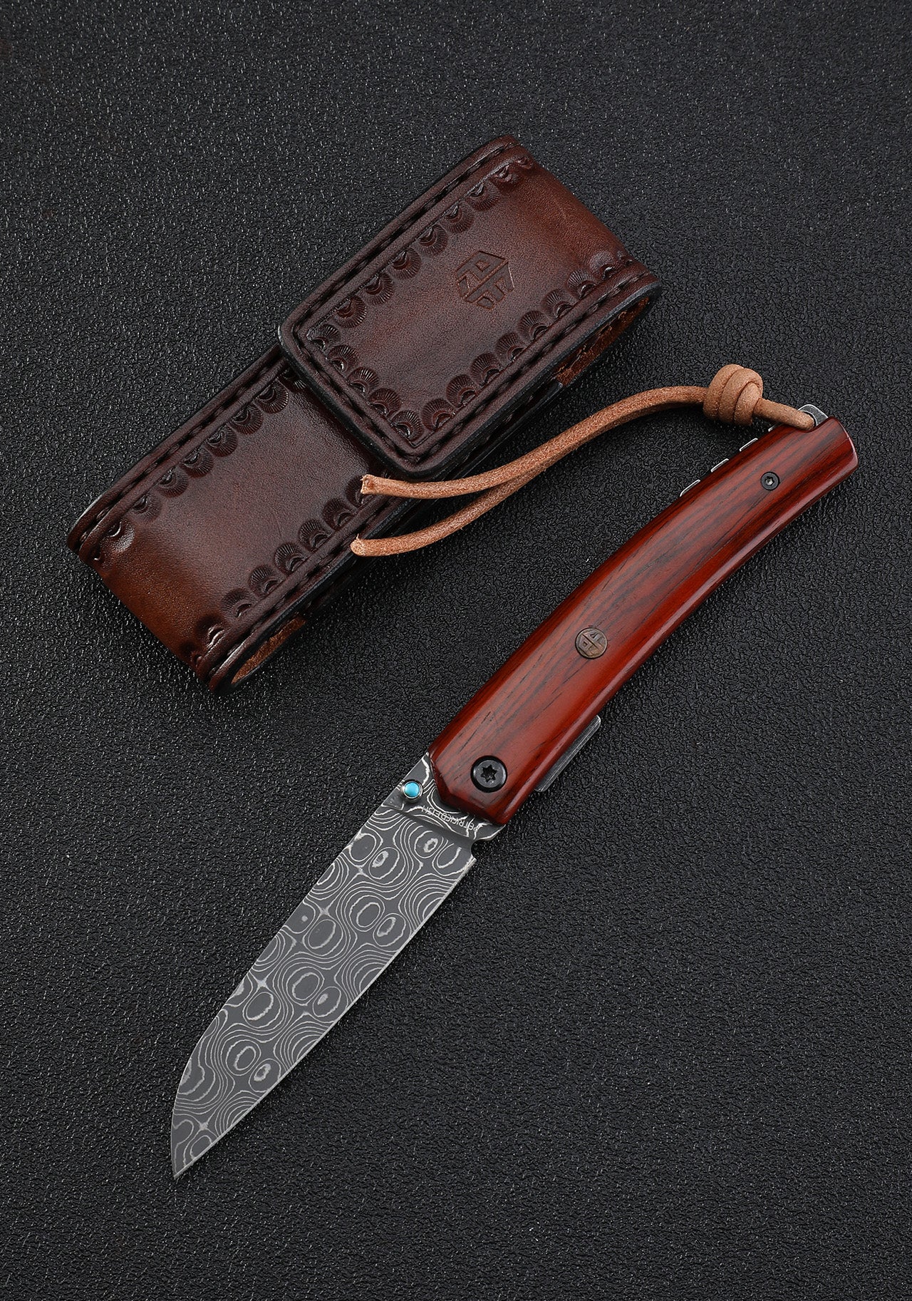 Petrified fish PF719DM Patte,3.39" Damascus Blade,Sandalwood Handle,Thumb Stud Liner Lock Folding Knife