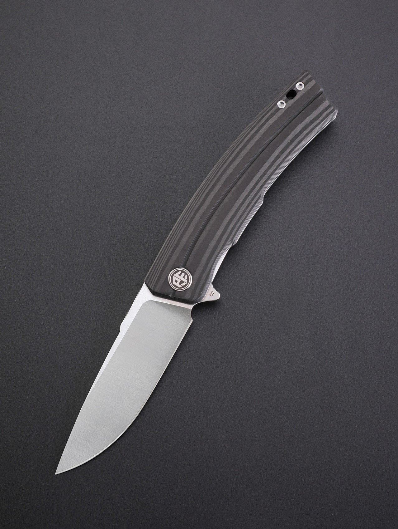 Petrified Fish PFP02 Magazine,3.66“ D2 Blade,G10/Micarta/Carbon Fiber Handle,Flipper Liner Lock Folding Knife
