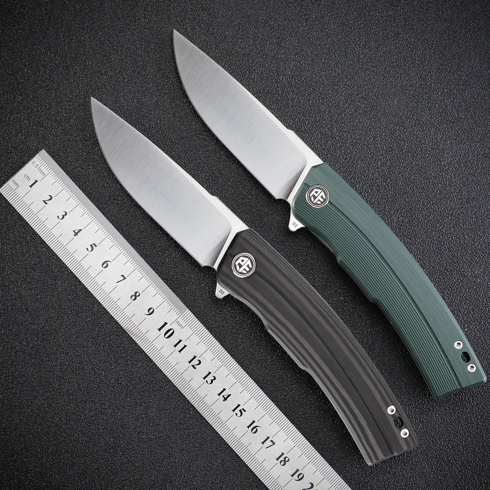 Petrified Fish PFP02 Magazine,3.66“ D2 Blade,G10/Micarta/Carbon Fiber Handle,Flipper Liner Lock Folding Knife