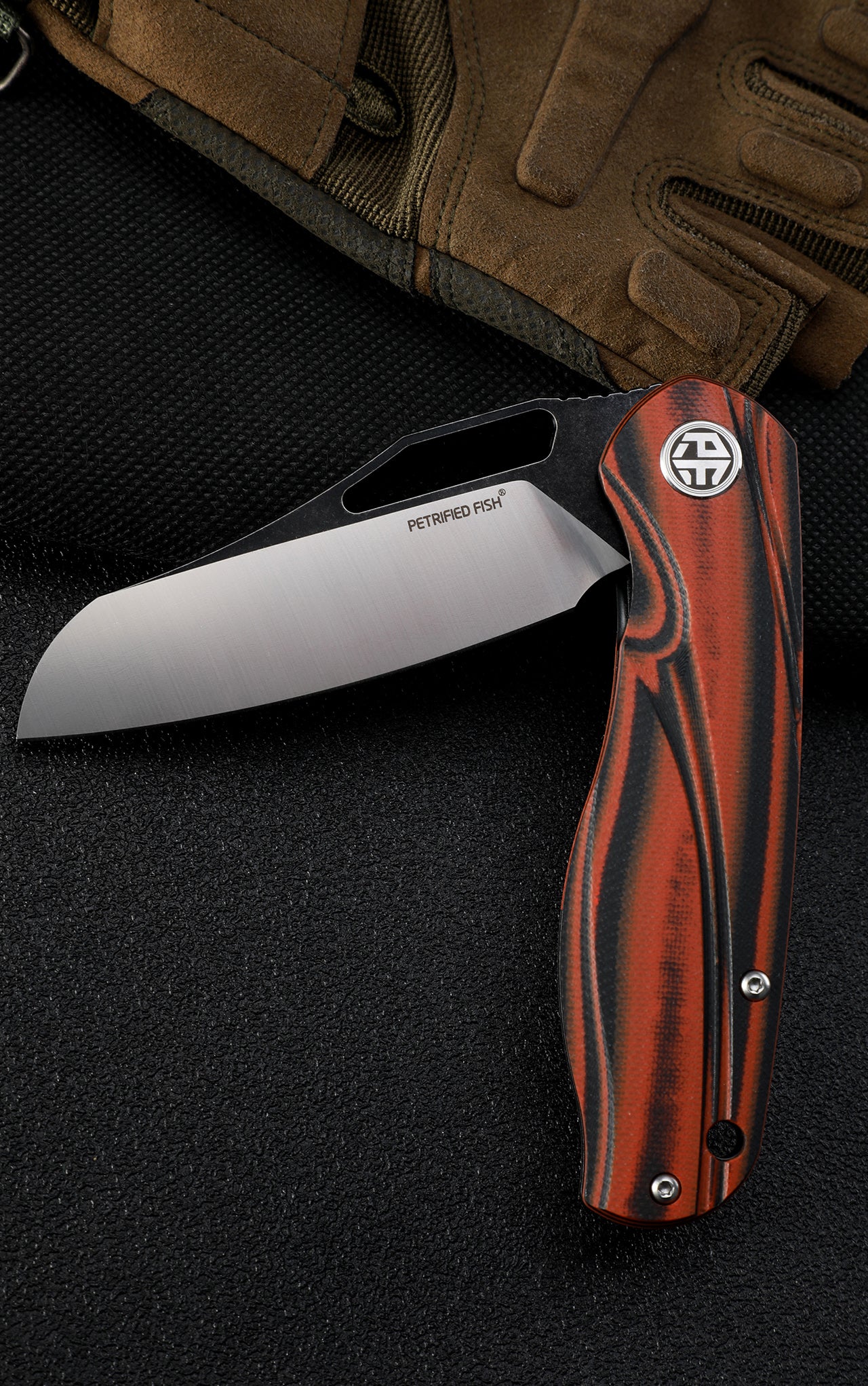 Petrified fish PF979 Raptor original,3.43"D2 Blade,G10 Handle,Flipper Liner lock Folding knife