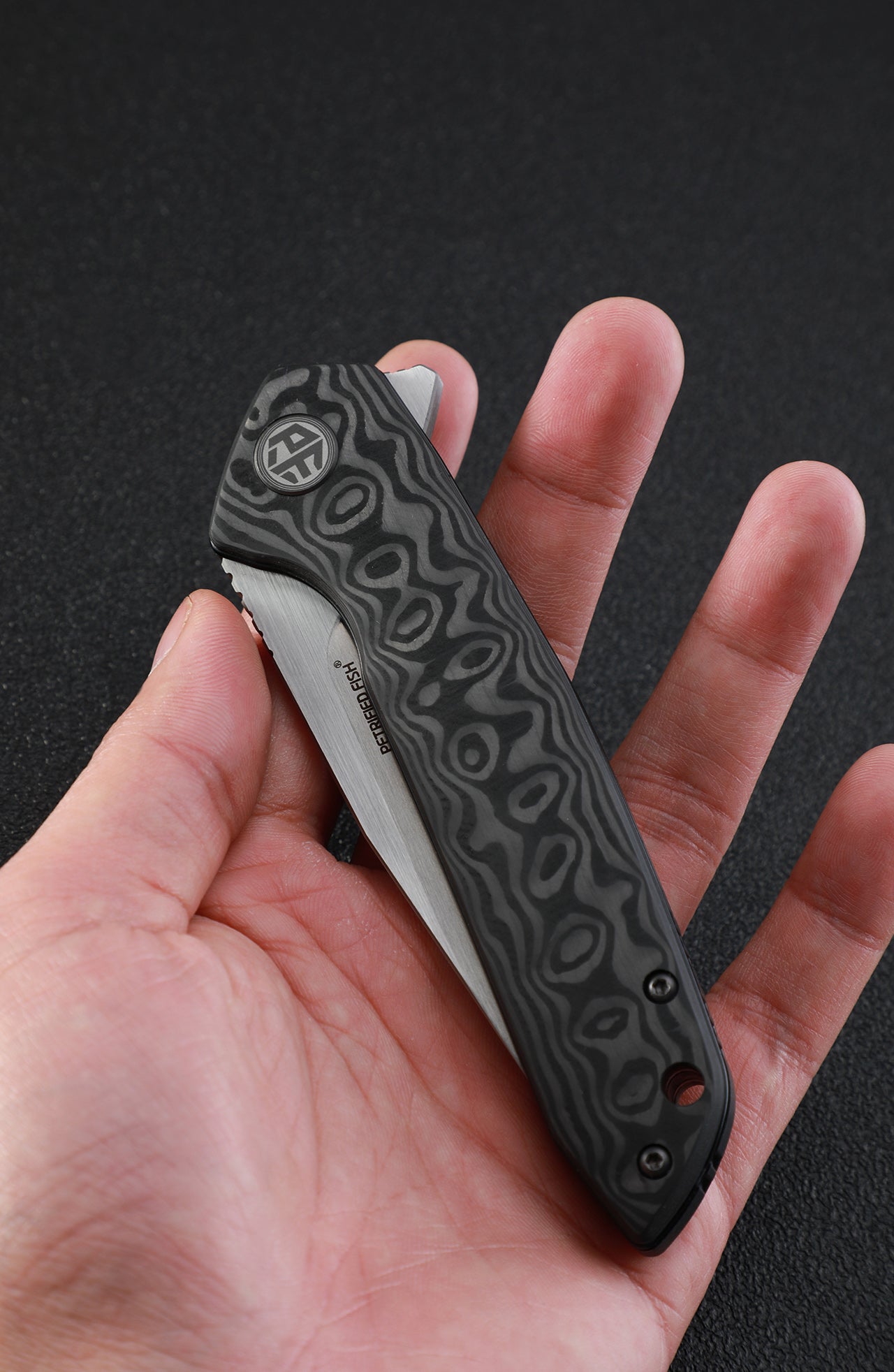 Petrified Fiah PF989 Auster,3.58" K110 Blade,Gmascus G10/Ebony Wood/Carbon Fiber Handle,Flipper Liner Lock Folding Knife